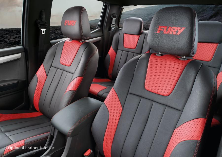 Интерьер Isuzu D-Max Fury Double Cab 2018 года  (UK) (фото 5 из 5)